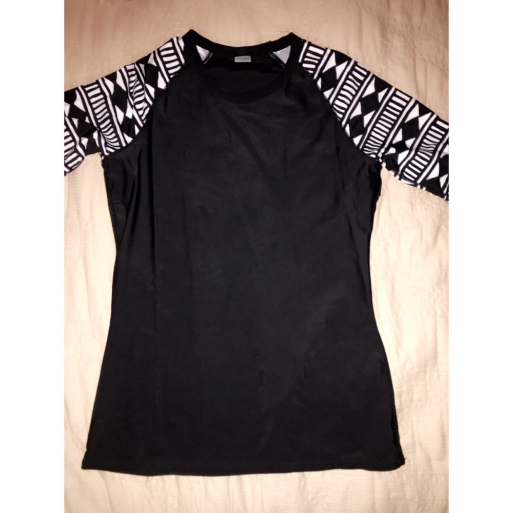 Rash Guard. Black and White. NWOT